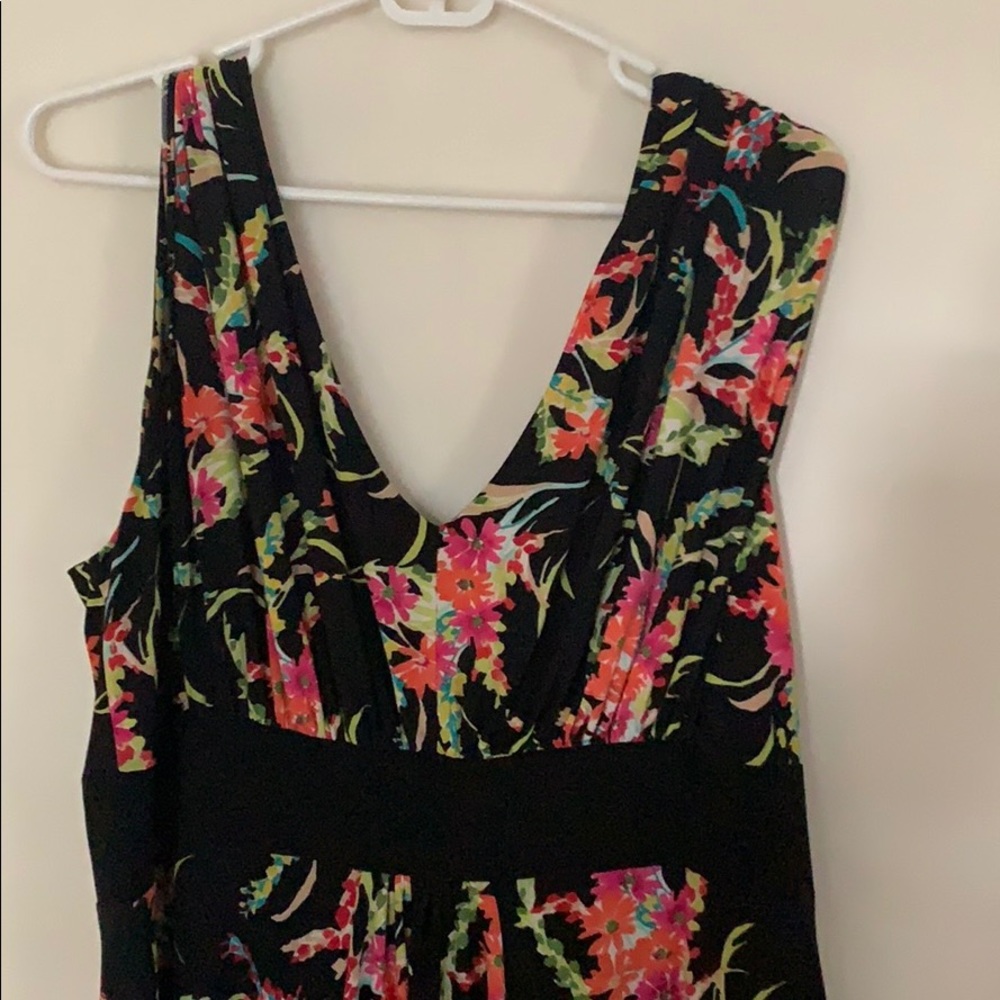 Jones NY deep vee knit dress
